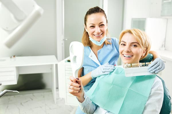 How Can Pain Be Managed During Laser Teeth Whitening England?